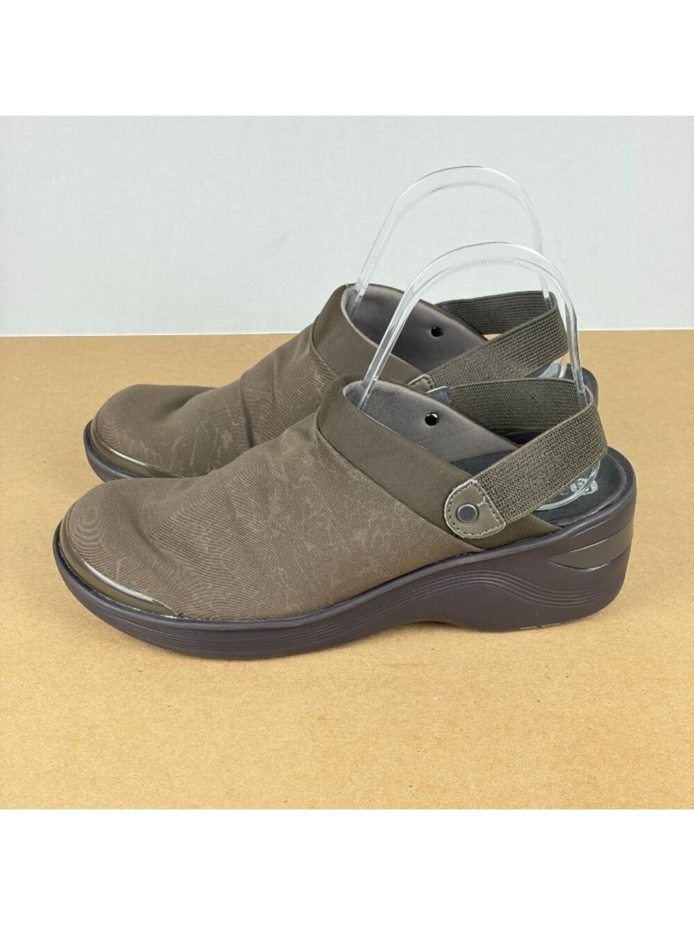 Bzees Dancer Slingback Mules Clogs Womens 8 Dark Taupe Casual Comfort